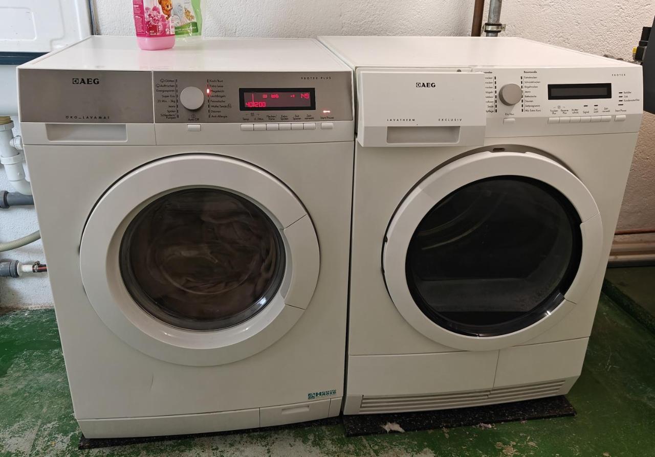 Ferienwohnung "Sorgenfrei" In Coburg ! - Im Eg Mit Privatparkplatz & Balkon Luaran gambar